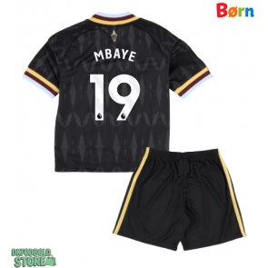 Aston Villa Ibrahim Mbaye #19 Replika Babytøj Udebanesæt Børn 2026-27 Kortærmet (+ Korte bukser)